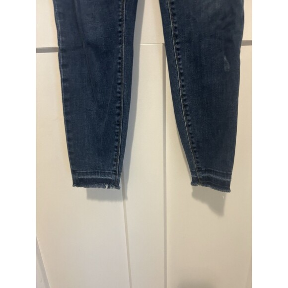 SPANX Size Medium Dark Wash Skinny Pull-on Jeans Denim Shapewear Tummy Control - Picture 2 of 9